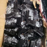 Adana merkezli silah çetesi baskınında 21 kişi gözaltında 1 kurusiki tabancalari atesli silaha donusturen ceteye 6 ilde operasyon 21 gozalti d2d1ece830be