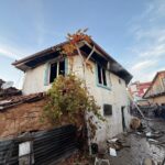 Hisarcık'ta çıkan yangın iki ev ile bir ahırı kullanılamaz hale getirdi 4 kutahyada cikan yanginda iki ev ve bir ahir kullanilamaz hale geldi ed29d47e46bf