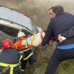 Kütahya'da Su Kanalına Düşen Ticari Araçta İki Kişi Yaralandı 2 kutahyada hafif ticari arac su kanalina uctu 2 yarali 7167baf1bc6d