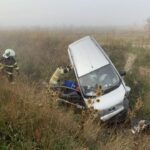 Kütahya'da Su Kanalına Düşen Ticari Araçta İki Kişi Yaralandı 4 kutahyada hafif ticari arac su kanalina uctu 2 yarali ace04ee08637