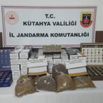 Pazarlar'da Kaçak Sigara Operasyonu: İki Şüpheli Gözaltında 1 kutahyada kacak sigara operasyonu 3244b0c3889c