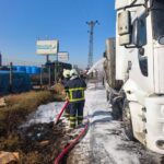 mardinde 3 aracin karistigi kazada tir alev aldi o anlar kamerada d1786e526b2b