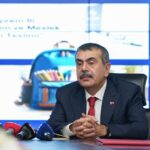 Milli Eğitim Bakanlığı ve Şule Yüksel Şenler Vakfı, okullarda kütüphane kurulumu için protokol imzaladı. 1 meb ile sule yuksel senler vakfi arasinda kutuphane protokolu 46b53ef26164