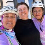 Kanserle Mücadele İçin Türkiye'yi Bisikletle Gezen İki Kadın, Erken Teşhisin Önemini Vurguluyor 7 meme kanseri farkindaligi icin bisikletle turkiye turuna ciktilar 86eb6a254210