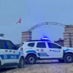 KAYSERİ'DE MİRASI GÖSTEREN KAVGADA 4 AİLE ÜYESİ BIÇAKLANDI, Ş.P. TUTUKLANDI 3 miras meselesi yuzunden 4 akrabasini bicakla yaralayan supheli tutuklandi 45c62acd1297