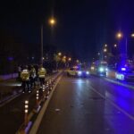 motosiklet yolun karsisina gecmek isteyen yayaya carpti 3 yarali 4236006d7cbc