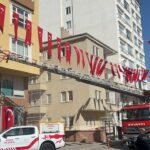 nigdeli sehidin babaevine turk bayraklari asildi video eklendi 93d374993d95