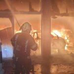 oto galeri kundakladi 5 otomobil hasar gordu 21b97a130c8b