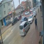 otomobile carpmamak icin ani fren yapan surucu motosikletinin devrilmesi sonucu yaralandi 76b7f9cddc54