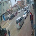 otomobile carpmamak icin ani fren yapan surucu motosikletinin devrilmesi sonucu yaralandi c246e939c99f