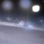 Aksaray'da bisikletle karşıya geçerken otomobil çarptı, sürücü kaçtı ama yakalandı 1 otomobiliyle 12 yasindaki bisikletliye carpip kacti o anlar kamerada 2a507ef813b2