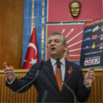 Özgür Özel: Selahattin Demirtaş’a ve Diğer Siyasi Tutsaklara Özür Borcumuz Var 4 ozgur ozel hayirlisi bu diyorsaniz ozur borcunuz yok mu c810fa769dcc