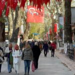 İznik'te Papa 14'üncü Leo'ya büyük ilgi, oteller dolup taştı! 1 papa 14uncu leonun gelecegi iznike ziyaretci akini 1c1792a7f713