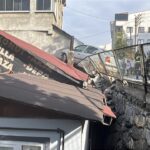 park halindeki hafif ticari araca carpan otomobil evin catisina cikti b96d8ccf31ac