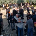 Patpat Kazasında Hayatını Kaybeden Küçük Eslem Ayvaz Toprağa Verildi 6 patpatin carptigi 2 yasindaki eslem oldu ablasi agir yarali 2 b1c838feae1e