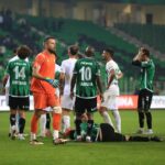 Sakaryaspor, Serikspor'u 3-2'lik skorla mağlup ederek 1. Lig'deki 13. hafta mücadelesini kaybetti. 2 sakaryaspor serikspor 2 3 af7e85cf8b3e