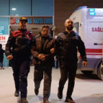 İnegöl'de Uyuşturucu Üretimi Yapılan Eve Operasyon: 4 Kilo 200 Gram Esrar Ele Geçirildi 2 samanlikta kurumaya birakilan 4 kilo esrar ele gecirildi 673edc16eb7f