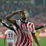 Samsunspor, Eyüpspor'u 1-0'la Geçerek Üstünlük Kurdu 17 samsunspor ikas eyupspor 1 0 c9527702da97