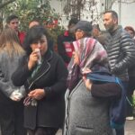 sehit pilot cuneyt kandemirin ankaradaki baba evinde yas video eklendi 43cb027d5437