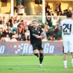 Bodrum FK, İstanbulspor'u 5-0 Geçerek Liderlik Koltuğuna Yeniden Oturdu 5 sipay bodrum fk istanbulspor 5 0 dc461fbea6d8