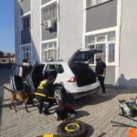 Bursa'da Şüpheli Araçta Uyuşturucu Ecza Bulundu, İki Kişi Gözaltına Alındı 3 suphe uzerine durdurulan aracta 5 bin 526 adet uyusturucu ecza ele gecirildi 436560776d76