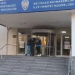 Kayseri'de baba cinayeti işleyen şüpheli, 4 kez psikiyatrik tedavi gördü 2 tartistigi babasini bicaklayarak oldurdu isletmenin catisinda yakalandi 3 eeb0e1e922c7