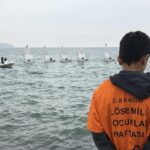 Lösemili Çocuklar İçin Tekirdağ'da Yelkenli Farkındalık Etkinliği Düzenlendi 2 tekirdagli yelkenciler losemiye dikkat cekmek icin turuncu balonlarla denize acildi 54f8584e3484