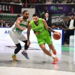Tofaş, Bursaspor Basketbol'u 84-70 ile geçerek önemli bir galibiyet elde etti. 1 tofas bursaspor basketbol 84 70 8e5a75553571