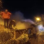 turgutluda alevlere teslim olan iki evde hasar olustu c90d977eedc4