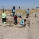 Kayseri'de Tarihi Kültepe'de Türk ve Koreli Arkeologların Ortak Kazı Çalışmaları Başladı 3 turk ve koreli arkeologlardan 4 bin yil once anadolunun en gorkemli binasinin kalintilarinda ortak calisma a93e64211d1f