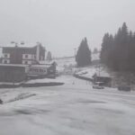 Uludağ'da Kar Yağışı Etkisini Sürdürüyor, Bembeyaz Bir Manzara Ortaya Çıktı 4 uludagda kar yagisi suruyor 933f488c185b