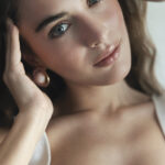 Uzak Şehir'in İpek'i Çağla Şimşek, Karakterine Bağlılığını Vurguladı 2 uzak sehirin ipeki cagla simsek ipek ici disi bir kadin c3d9cf6b127b