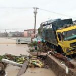 vietnamda sel nedeniyle hayatini kaybedenlerin sayisi 90a yukseldi bc50bf51d208