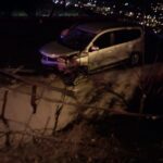 Düziçi'nde Yağış Nedeniyle Otomobil Evlerin Damına Düştü, 4 Kişi Yaralandı 1 viraji alamayan otomobil evin damina dustu 4 yarali 15c52dc2a798