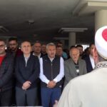 yaya gecidinde kamyonetin carptigi saglik personeli topraga verildi 7666012ea1f6