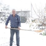 yazin serinleyebilmek icin kar doldurulan kuyularda hazirliklar basladi afe567ebd518