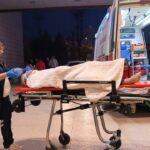 4 metre yukseklikten merdiven bosluguna dusup agir yaralandi 7396e644a8bb