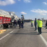 Kadınhanı'nda 4 TIR'ın karıştığı kazada bir kişi yaşamını yitirdi, iki kişi yaralandı 1 4 tir zincirleme kazaya karisti 1 olu 2 yarali 29f26e5e5989