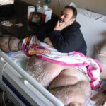 5 yildir evden cikamayan 300 kiloya ulasan fil hastasinin hayali esiyle kol kola caddede gezmek 6bfcb1036a1a