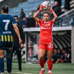 Fenerbahçe ve ABB FOMGET, Kadın Futbol Süper Ligi'nde 1-1 berabere kaldı 3 abb fomget fenerbahce arsavev 1 1 10b5c2a50d58