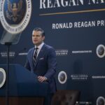 ABD Savunma Bakanı Hegseth'ten Trump'a destek: "Ülkenin çıkarları için güç kullanmaya hazır" 1 abd savunma bakani hegseth trump abdnin cikarlarini korumak icin guc kullanmaya hazir 12df4a72b303