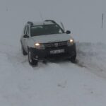 Borçka'da Yoğun Kar Yağışı Sürücüleri Zora Soktu, Çocuklar Eğlendi 8 artvinde kar nedeniyle araclar yolda kaldi suruculer ates yakip isindi 32bec60f9fae