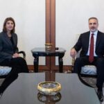 Dışişleri Bakanı Hakan Fidan, BM’nin Kıbrıs Temsilcisi María Angela Holguín ile görüştü. 1 bakan fidan bmnin kibris temsilcisi holguini kabul etti d513bd2069c9