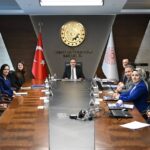 bakan kacir nasa baskan yardimcisi swails ile bir araya geldi 53f2951c7b6d