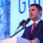 Türkiye, Afet Sonrası Yapılaşmada Dünyanın Öncüsü Olmayı Başardı 1 bakan kurum turkiye artik afet sonrasi konut uretiminde dunyada bir numaradir df7aab977c34