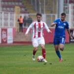 Batman Petrolspor, Sincan Belediye Ankaraspor ile 4-4 berabere kalarak 3'üncü sırayı korudu. 2 batman petrolspor sincan belediye ankaraspor 4 4 a1b322d05672