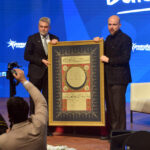 Bilal Erdoğan: "İnançsız Akıl Kendini Yüceldiğinde Sapıtır" 2 bilal erdogan inancsiz akil kendini dev aynasinda goruyor 803cadf76e6a