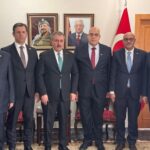 Mustafa Destici, Filistin Büyükelçisi Nasri Abu Jaish'a Hayırlı Olsun Ziyareti Gerçekleştirdi 2 desticiden filistinin ankara buyukelciligine hayirli olsun ziyareti 370d0cce2dab