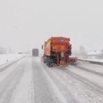 ekipler gecitleri ulasima acik tutmak icin calisiyor 803e3811eb81