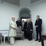 Emine Erdoğan, İbn Haldun Üniversitesi Psikoterapi Merkezinin Açılışında Ruh Sağlığının Önemi Üzerine Konuştu 1 emine erdogan ihu ipam darussifa psikoterapi merkezinin acilisina katildi 89b51f810e08